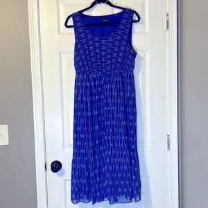 Torrid size 0 blue chiffon double layer midi dress